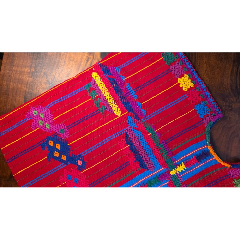 Vintage Guatemalan Huipil Handwoven Embroidered Mayan Boho Textile - Picture 3 of 8